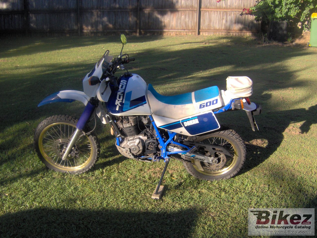 Big nymous user. dr 600 r dakar picture and wallpaper from Bikez.com